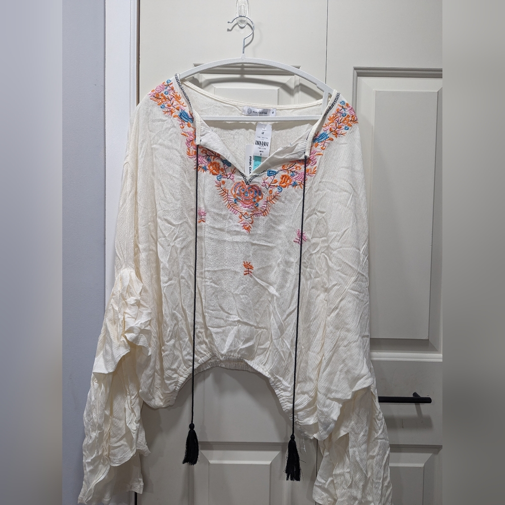 #23 NWT Dolman Top